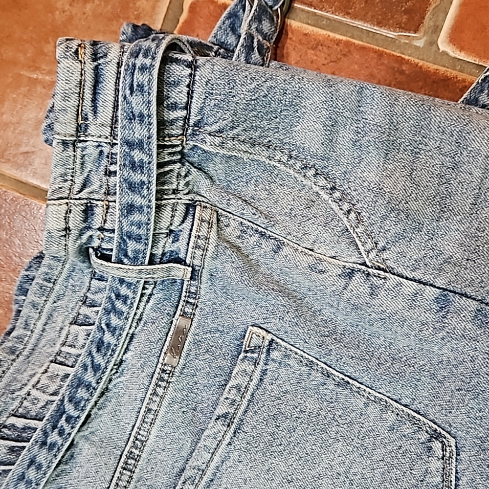 Kancan 90s High Rise Belted Denim Shorts - Picture 5 of 10